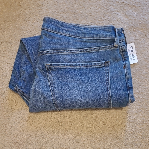 Old Navy Women Medium Blue Straight-Leg Jeans - Picture 8 of 8